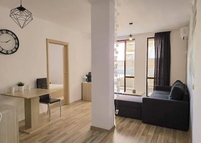 Ξενοδοχείο Tarsis Private Apartament *
