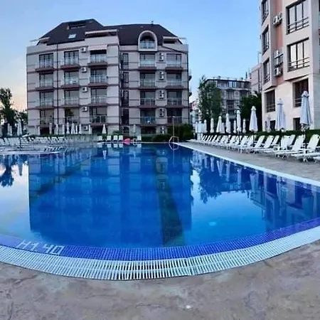فندق Tarsis Private Apartament *
