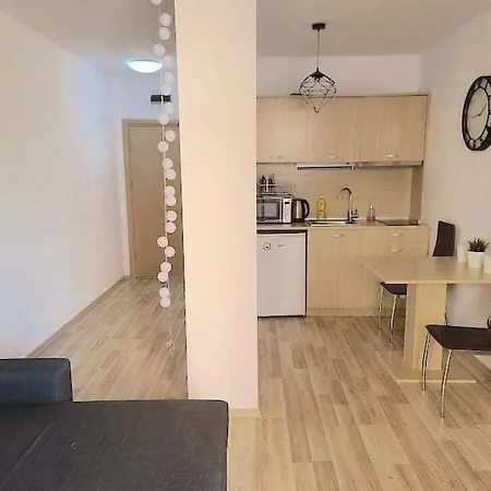 Hotel Tarsis Private Apartament *