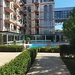 Tarsis Private Apartament Sunny Beach