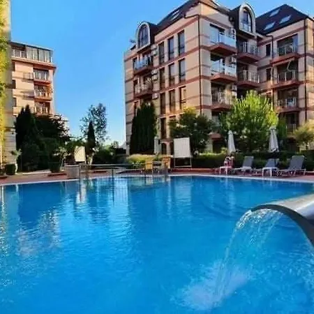 Tarsis Private Apartament Hotel
