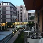 Tarsis Private Apartament מלון סאני ביץ'