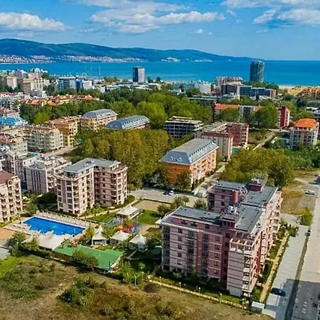 Tarsis Private Apartament מלון *
